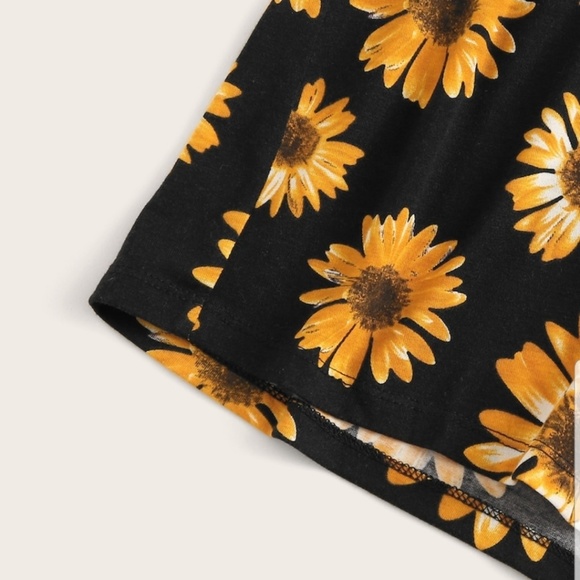 ■SOLDOUT■NEW SURPLICE NECK SUNFLOWER PRINT ROMPER - Picture 5 of 5